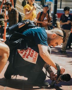 jake nochimow jake.n.photoz taking pictures at a protest in san francisco